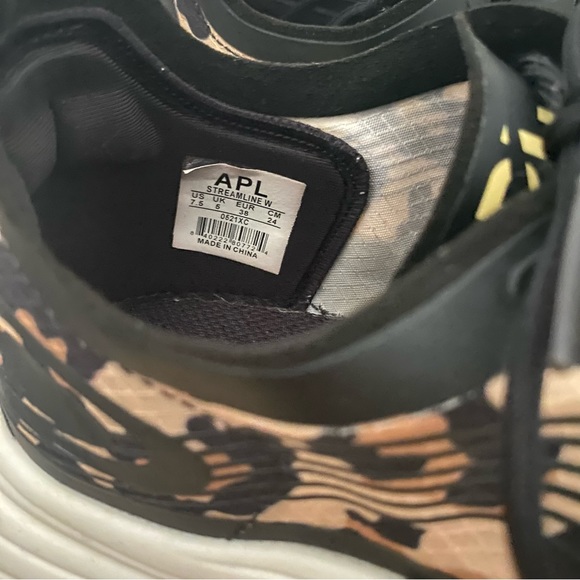 APL Streamline Sneakers in Cheetah - Picture 4 of 7